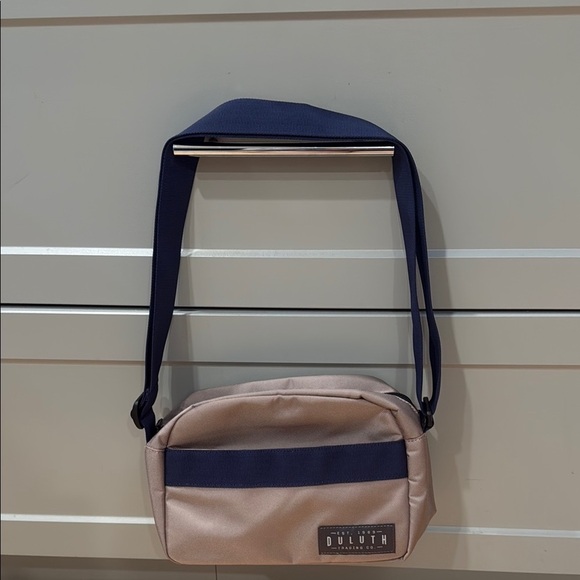 Duluth Trading Crossbody Bag Tan and Navy - Picture 5 of 5